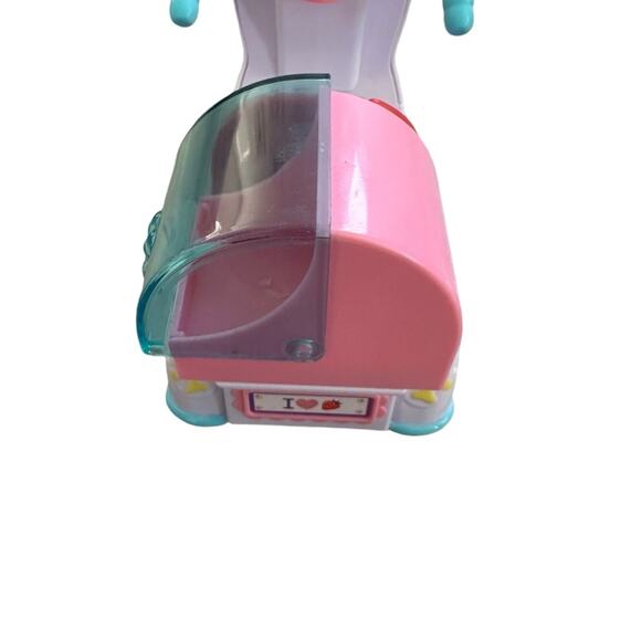 Kindi Kids Fun Delivery Scooter Toy 10" Vehicle Dog WITH Marsha Mello Doll - Picture 7 of 11